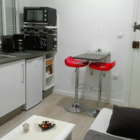 Yecla Flat - Studio